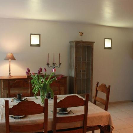 B&B Chession Falaën Eksteriør bilde